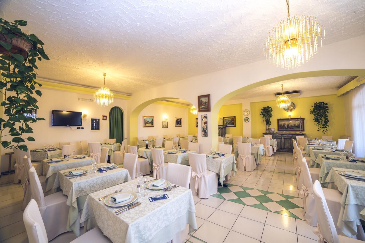 Hotel Carlo Magno Forio  Ngoại thất bức ảnh